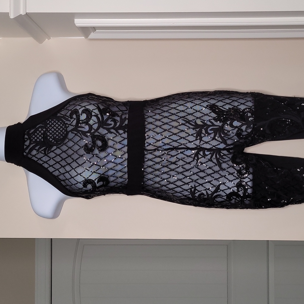Sequined body suit! - Picture 1 of 6